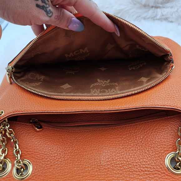 Auth. MCM‎ bright orange leather vintage gold chain crossbody convertible strap - Picture 12 of 17